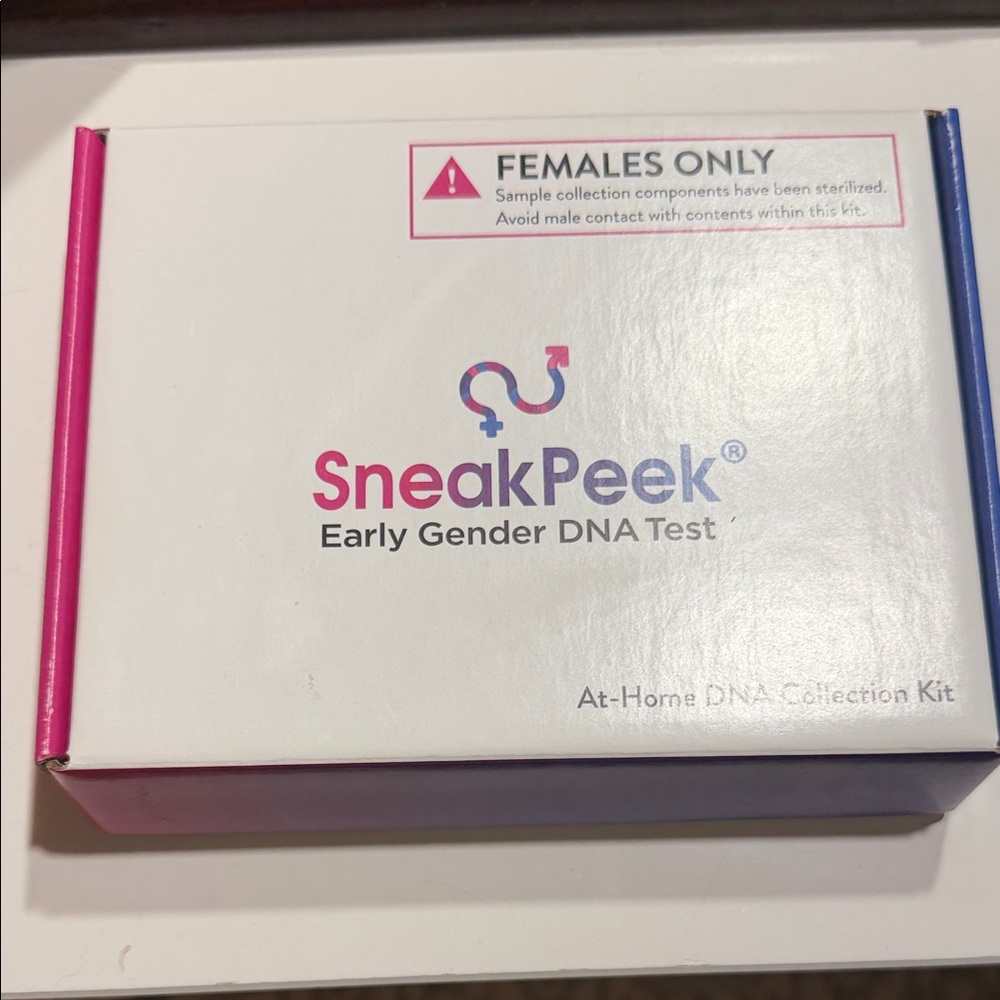 Sneak Peek Women's At-Home Kit in White with Pink and Blue Accents